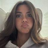 Ava R.